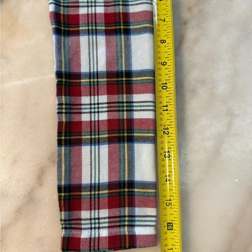 Old Navy Christmas pajama top plaid size 6-7 small